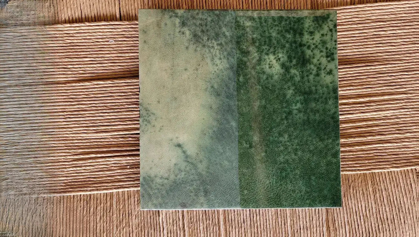 Emerald High-Gloss